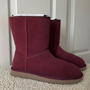 New Koolaburra by Ugg Short Boot Plum (Size 7)